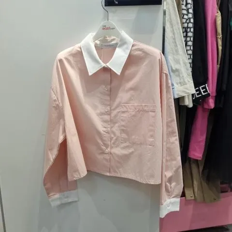 더이스트샵 HC06 배색크롭셔츠 EW3CST204