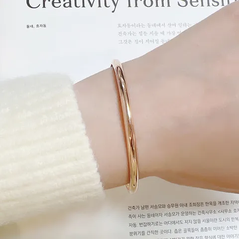 18k 4mm 레이어드 할로우 파이프 링 뱅글 팔찌