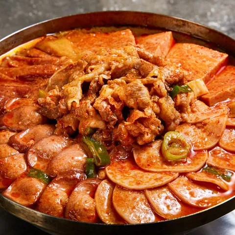 [쿠캣] 원팩쿠캣 우삼겹 부대찌개 600g X 4팩