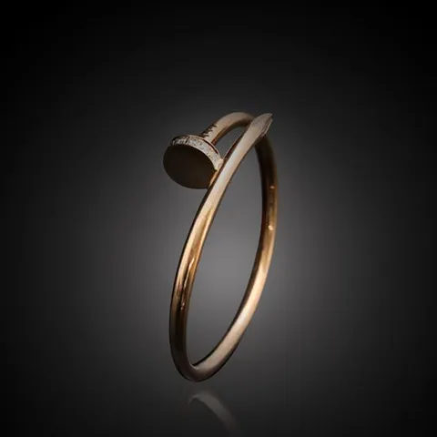 (중고명품/국내백화점)까르띠에 저스트앵끌루 18K 로즈골드 다이아 못 팔찌 15호