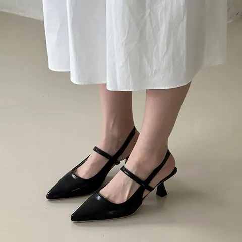 [코코폭신]폭신 스틸레토 스트랩힐 슬링백 키튼힐(6cm)-3237