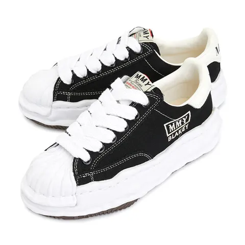 메종미하라야스히로 블래이키 오리지널 스니커즈 A08FW735 BLACK