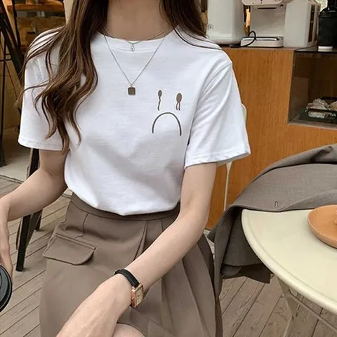 여름맨투맨 이모티콘 포인트 라운드넥 반팔 데일리 티셔츠