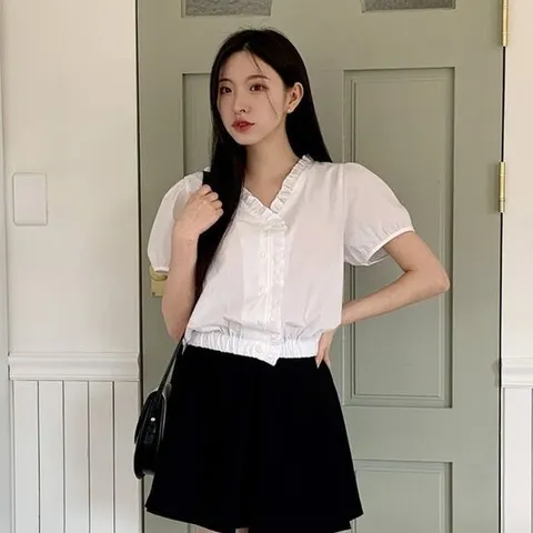 [브이와이 ]여자 브이넥 벌룬 여성스러운 블라우스