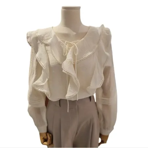 [ 롯데백화점 ]프릴 브이넥 블라우스 FSDNSWBS04