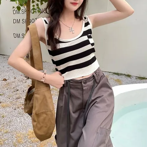 니트나시 스트라이프 세미 포켓 크롭 단가라 민소매 니트 나시