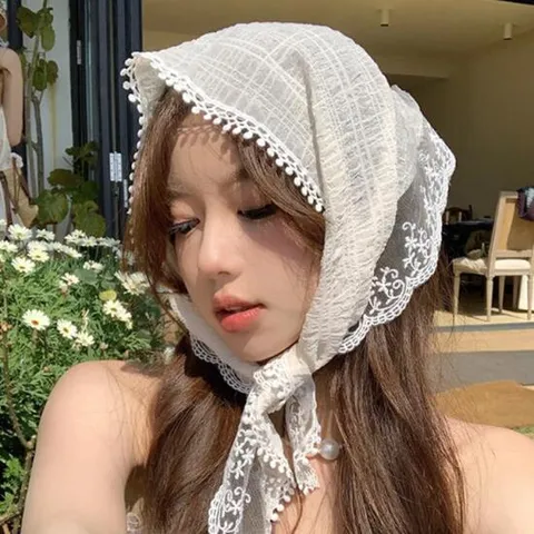 AHRB5205 프렌치 레이스 삼각 헤어스카프 쁘띠 플라워 레이스