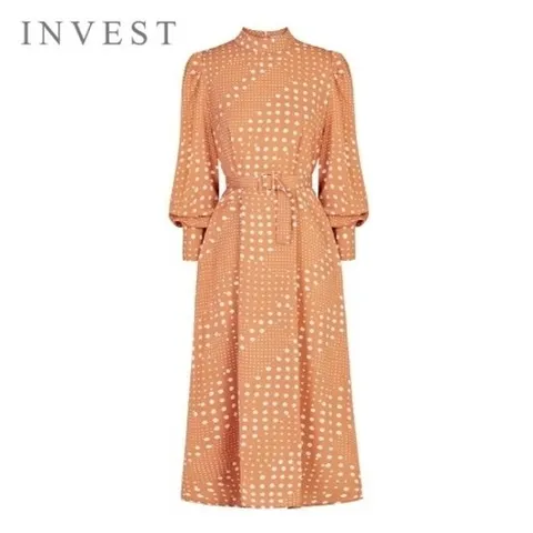 도트무늬볼륨소매원피스_VKS1OP3181