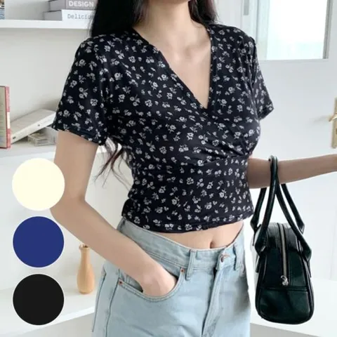 [로아리빙]크롭 반팔티 슬림 여름 꽃무늬 V넥 스판 티셔츠