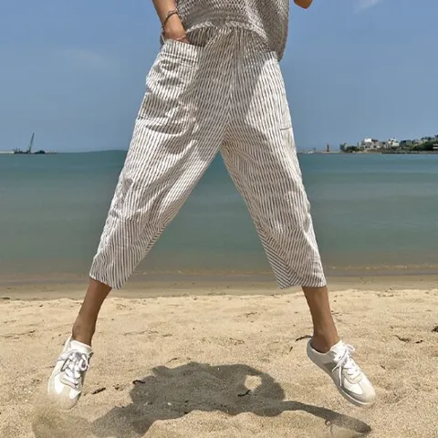 [시크폭스] 핀스트라이프 밴딩배기팬츠