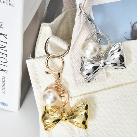 [리드박스] 크림 리본 진주 키링 가방장식 백참 열쇠고리 키홀더