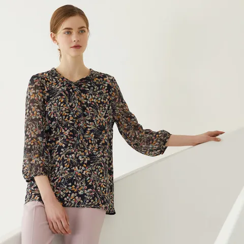 바띠 카리나 자카드 블라우스 네이비 엄마옷 홈쇼핑 인기 상품