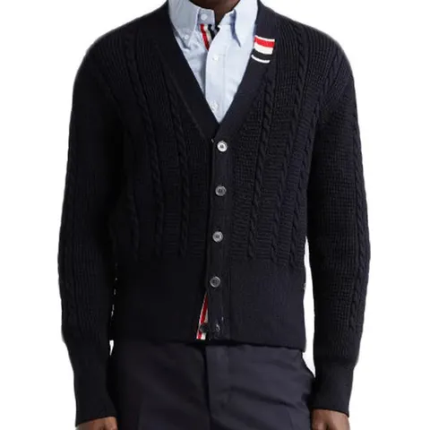 [톰브라운 (남성 울 케이블 가디건)] MKC513A Y1024 415