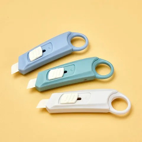 [모던하우스] N 자석으로 착붙는 세라믹 택배칼