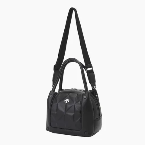 (가격인하) [데상트골프] 여성 엠보 포인트 미니백