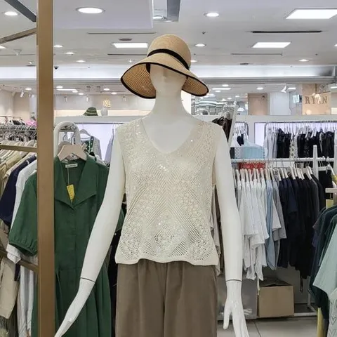 스테파니 DP01 크로쉐 스팽글 니트조끼 A24SW4235