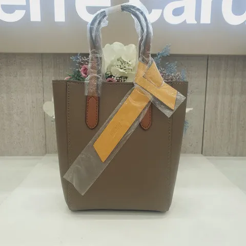 [피에르가르뎅]컬러 리본이 돋보이는 미니 크로스백(14ㅡ18ㅡ7)_