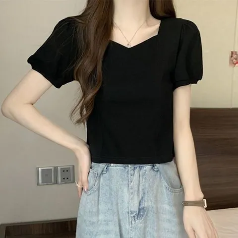 어깨셔링 퍼프소매 하트넥 크롭 반팔 티셔츠
