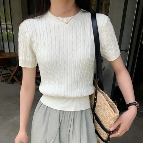 [다잇템]여자 봄 여름 라운드 미니 꽈배기 슬림핏 니트
