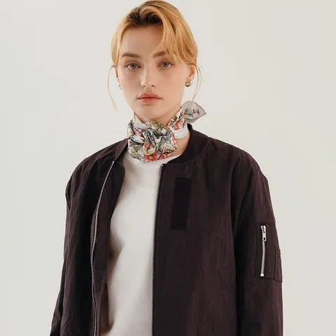 [막스까르띠지오]컬러풀 프린트 사각 스카프