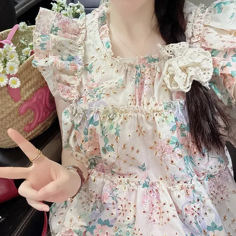 [아리엘스타일]쉬폰 플라워자수 쉘빈블라우스