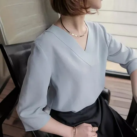여성 3컬러 페미닌 느낌 브이넥 블라우스 정장룩 여름