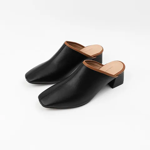 [ 롯데백화점 ][신난다슈] 여성 뮬 슬리퍼 힐 5cm 뮬 블로퍼 힐 구두 소가죽 발편한 사각코 GDR243027 블랙