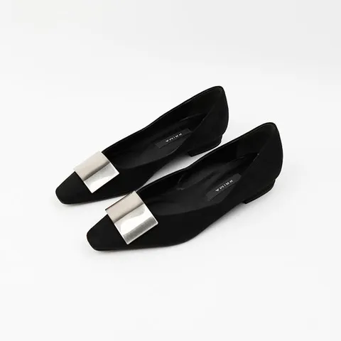 [ 롯데백화점 ][신난다슈] 여성 플랫 슈즈 2cm 펌프스 구두 단화 스웨이드 발편한 낮은굽 PRM242112 블랙