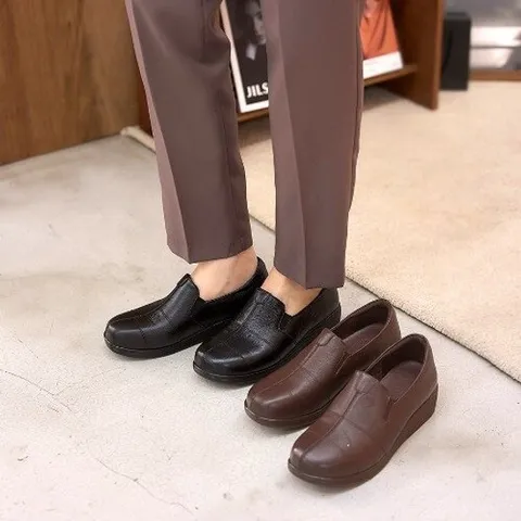 [제이시]제이시 소가죽 발편한 볼넓은 여성구두 엄마신발 K181