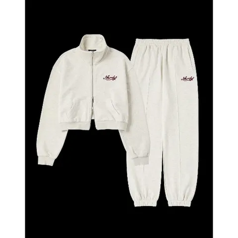 [ 현대백화점 ][널디] 우먼스 컬시브 로고 크롭 스  집업 세트 PNEF24SWSP08 W S CURSIVE LOGO CROPPED SWEAT ZIP-UP SET