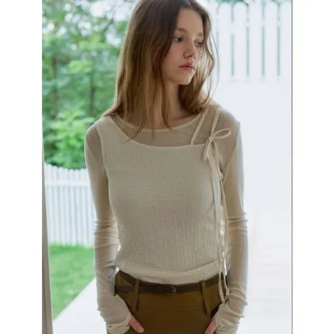 [ 현대백화점 ]올리브데올리브 레이어드 핑거홀 탑 티셔츠 OW4AE854