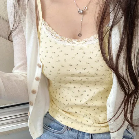 [재고한정] -5kg 착붙핏 플라워 반팔티 or 레이스 나시 택1