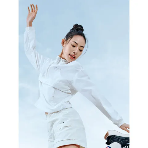 [ 롯데백화점 ][탑텐밸런스] 여성) 크롭 아노락 MBE5JJ2303