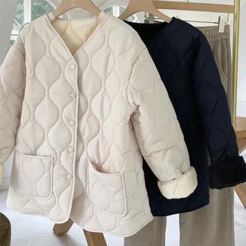 [쿠잉]부드러운 털안감 브이넥 누빔 여성 패딩자켓/점퍼