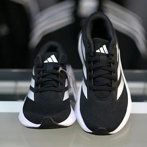 아디다스 세이브존03 여성 듀라모 RC U 운동화 러닝화 블랙 SAVJNID2709JN