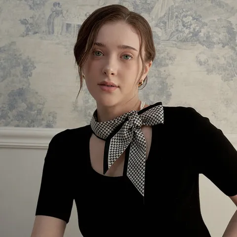 [ 롯데백화점 ][엘르(스카프)]카미 실크 방도 스카프 SE449S312