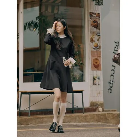 [빈폴레이디스] 분또 핏 앤 플레어 원피스 블랙 (BF4971C025)