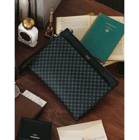 [ 롯데백화점 ][닥스ACC] 블랙 루이스브릿지 DD 패턴 클러치 DBBA5E467