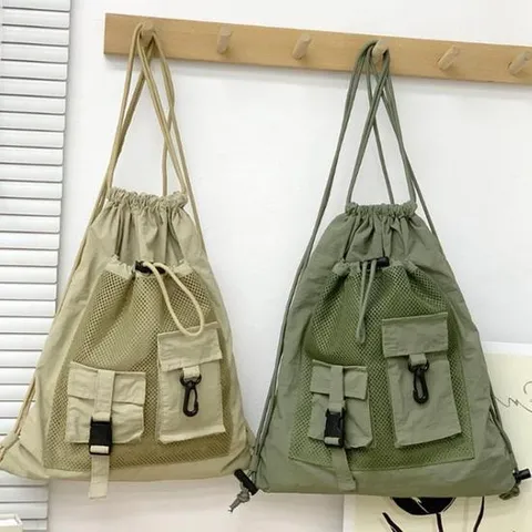 [시스터즈]  가볍고 통기성이 좋은 백팩 매쉬 소재