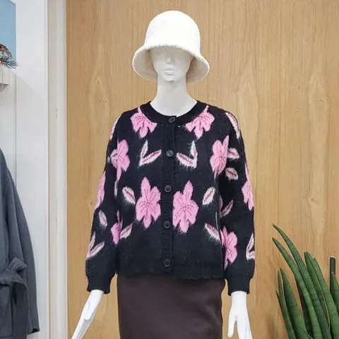 클리지 DP01 핑크 플라워 도톰 니트 가디건 CO8WKC32