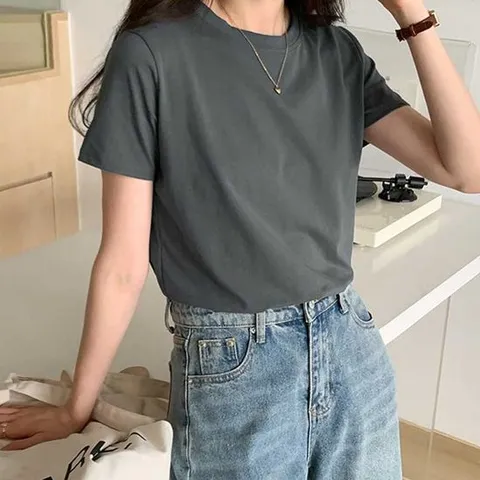 여름맨투맨 이너웨어 활용 베이직 아이템 여성 반팔 티셔츠