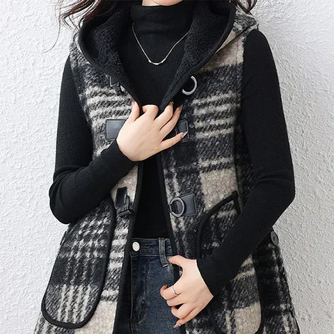 [패션시그널] 따뜻한 털안감 후드 롱조끼가디건 D9639A