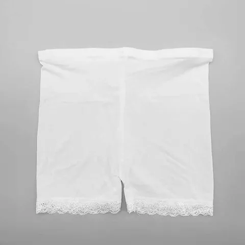 이지웨어 속치마 숏바지 속바지 흰색 언더웨어 레깅스