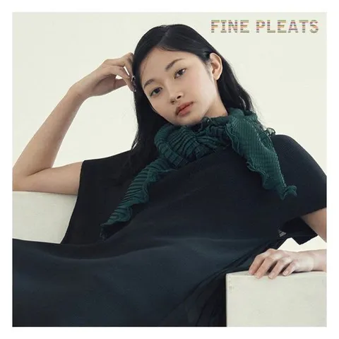 [피네플리츠][FINE PLEATS] 피네 플리츠 볼레로 스카프 딥 그린