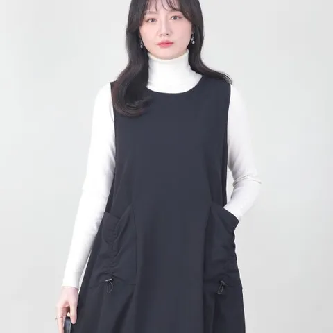 애비뉴투지 엄마옷 양 포켓 스트링 셔링 기모 겨울 조끼 원피스 K01517