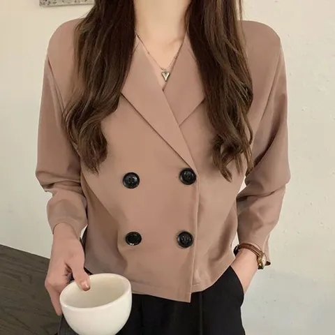 가을아우터 더블버튼 크롭자켓 카라 디테일 간절기 아우터