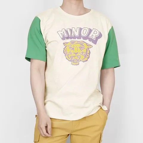 라운드반팔티셔츠 남성 캐주얼 반팔면티 학생 남자티 배색 면반팔티