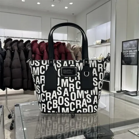 마크제이콥스 스몰 토트백