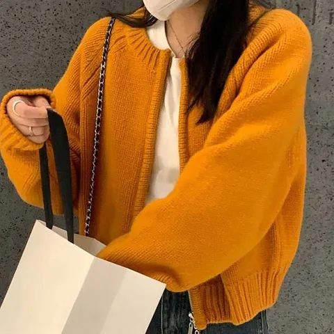 여자 해외 여행 나들이 룩 집업 가디건 간절기 아우터