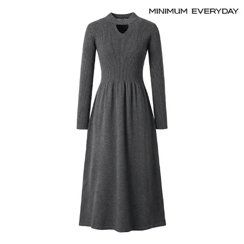 [ 롯데백화점 ][미니멈][미니멈 에브리데이]트임 골지 플레어 니트 원피스 (EA4OW011D)